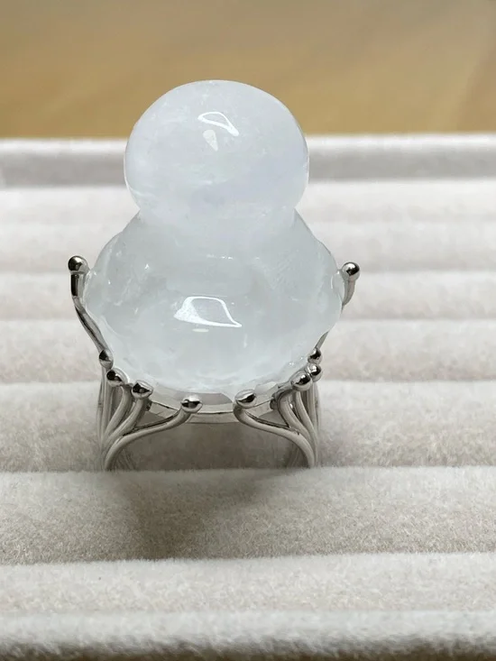 Carved White Crystal Duck Statement Ring - Picture 2 of 4